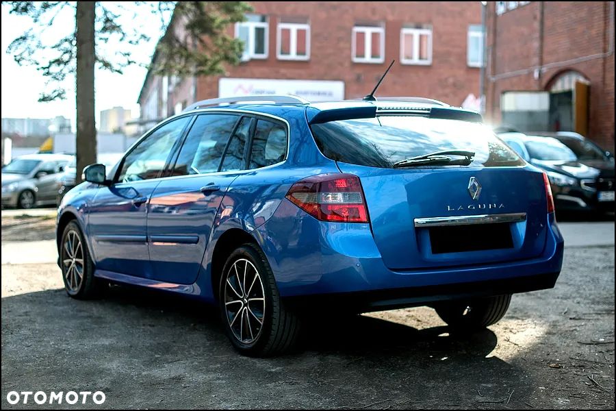 Renault Laguna dCi 110 FAP Sportway - 8