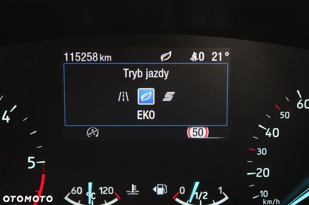 Ford Focus - 22