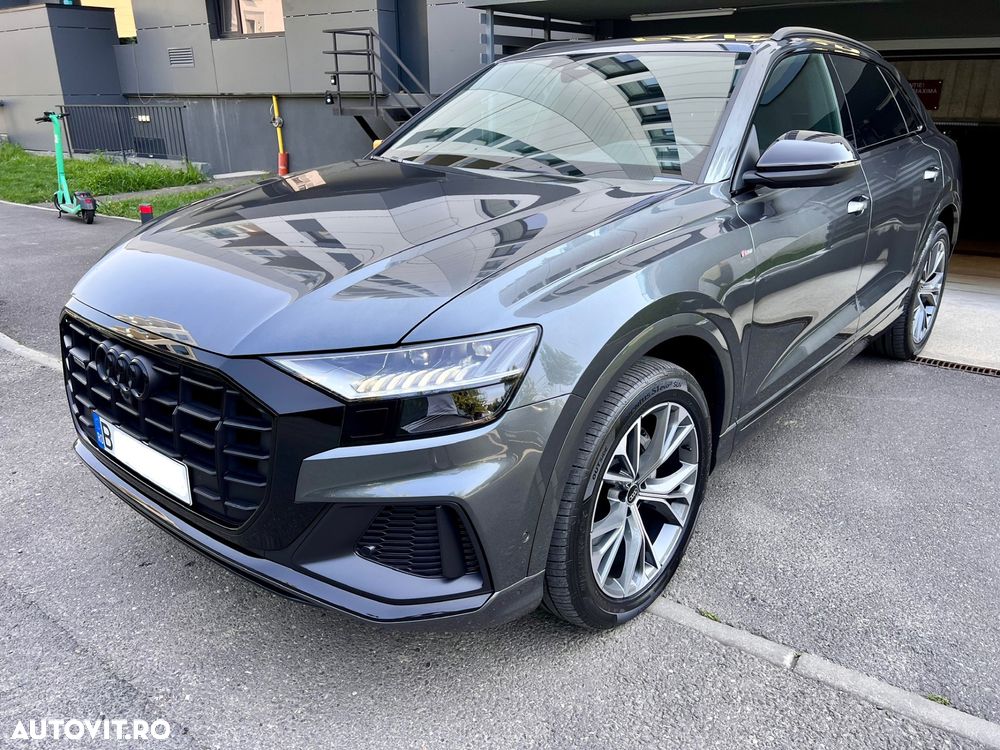 Audi Q8 - 1