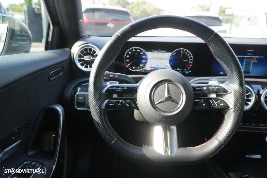 Mercedes-Benz A 250 e 8G-DCT AMG Line - 10