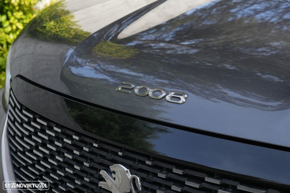 Peugeot 2008 1.2 PureTech Allure Pack - 26