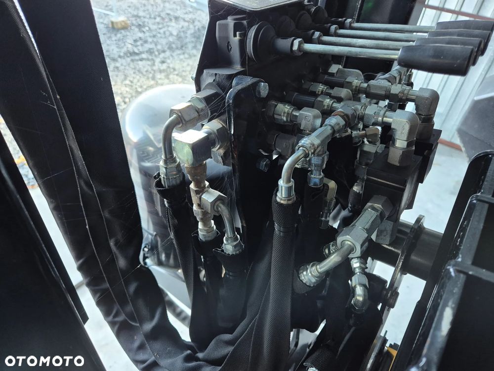 Ditch Witch JT20 - 10