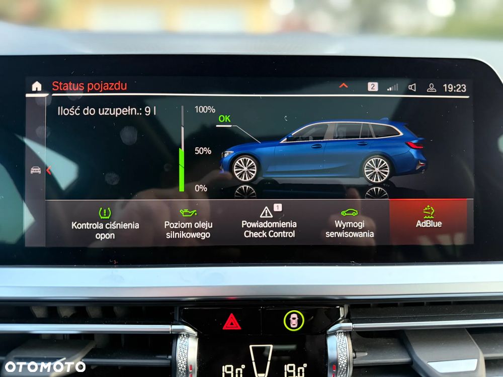 BMW Seria 3 320d xDrive Luxury Line sport - 34