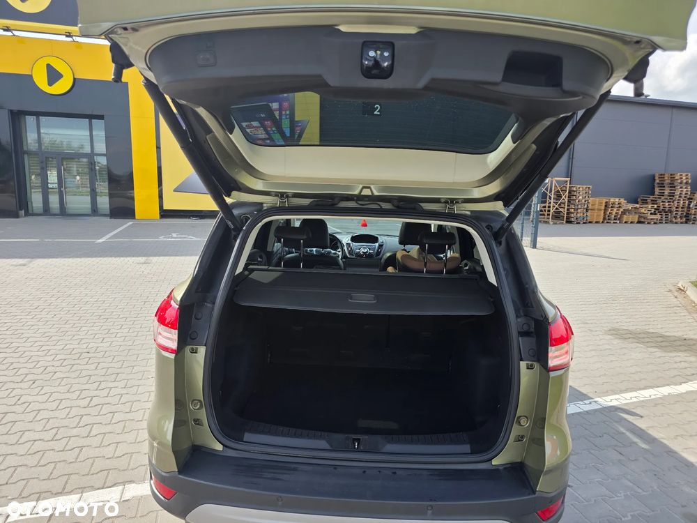 Ford Kuga 2.0 TDCi 4x4 Titanium - 19