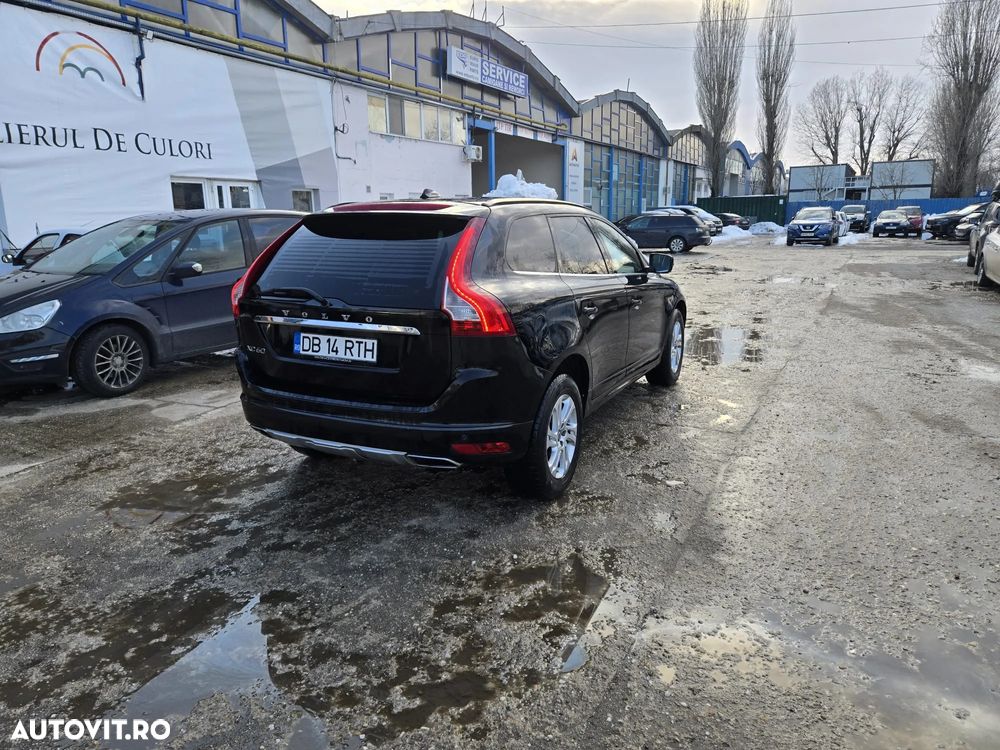Volvo XC 60 D4 VEA Start-Stop R-Design - 4