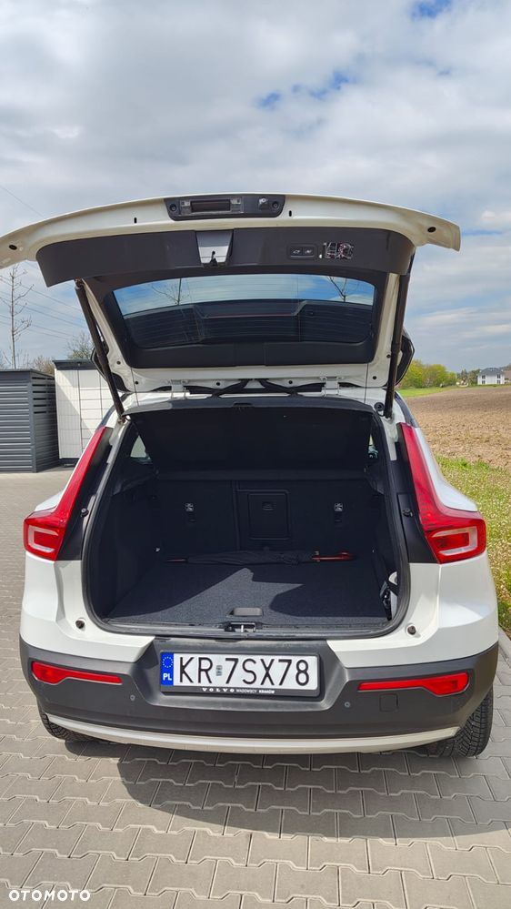 Volvo XC 40 T3 Momentum Pro - 12