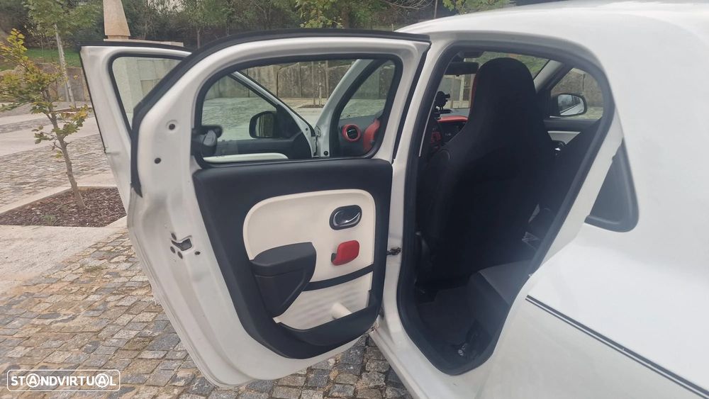 Renault Twingo SCe 70 S&S LIMITED - 14