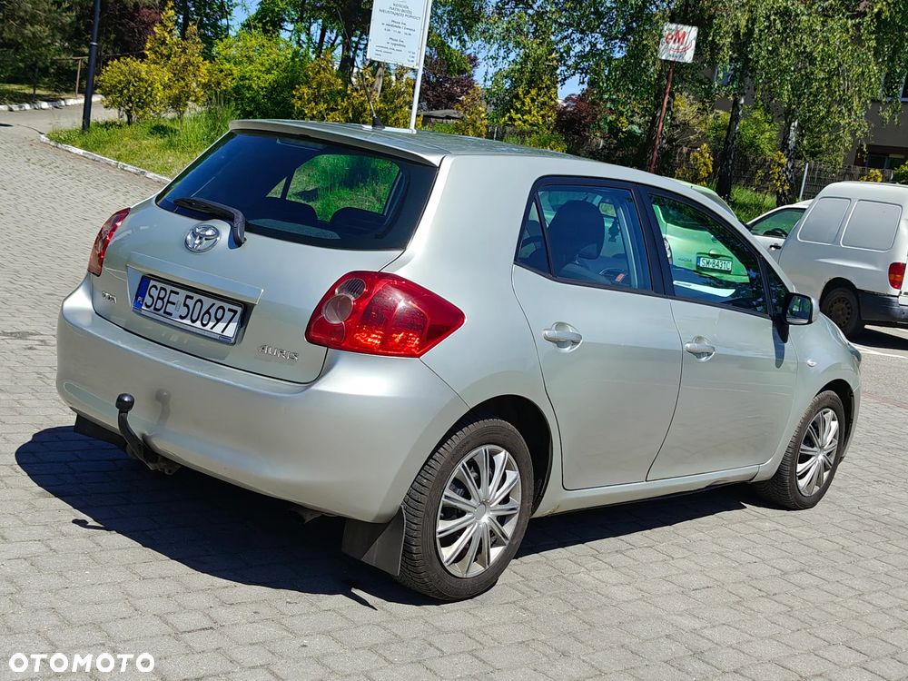 Toyota Auris 2.0 D-4D Luna - 11
