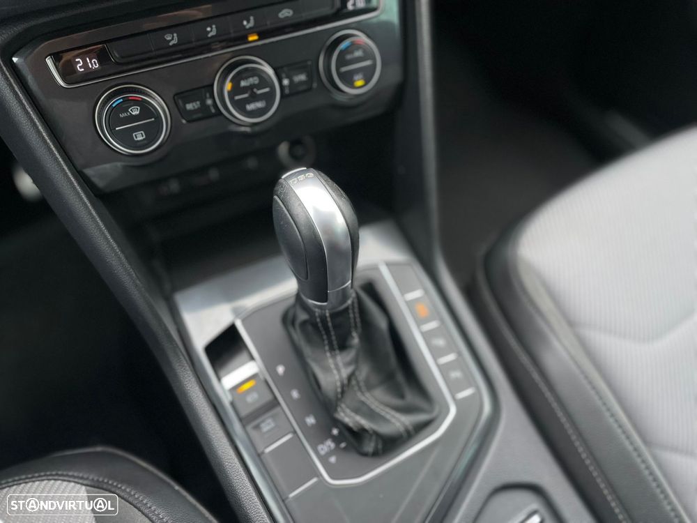VW Tiguan 2.0 TDI R-Line DSG - 37