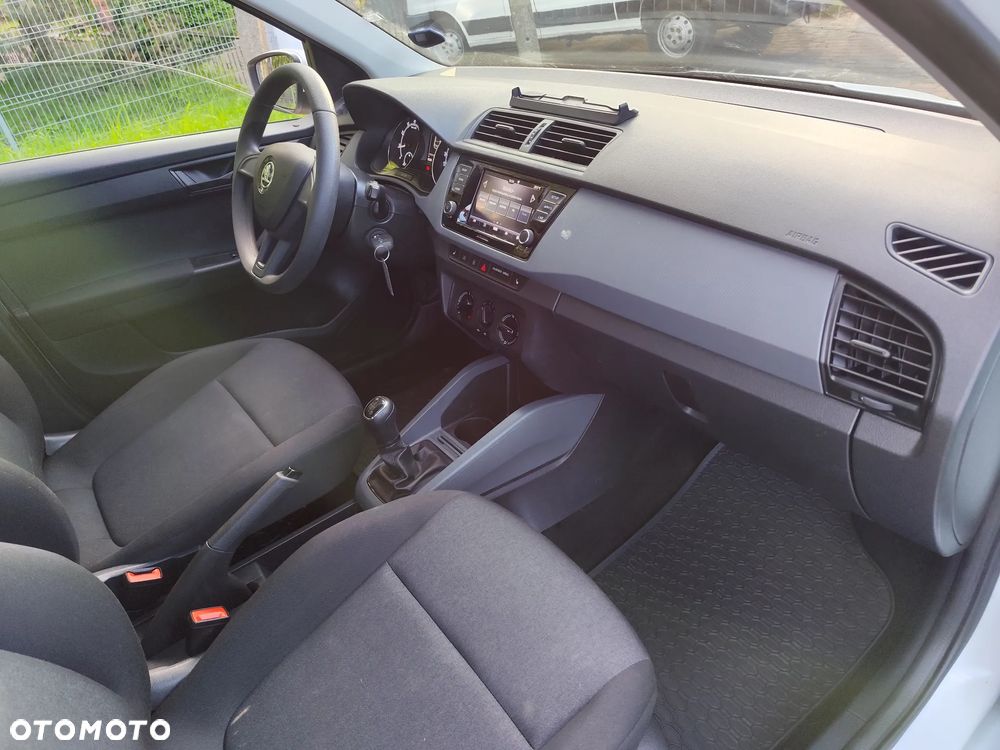 Skoda Fabia 1.0 MPI Active - 13