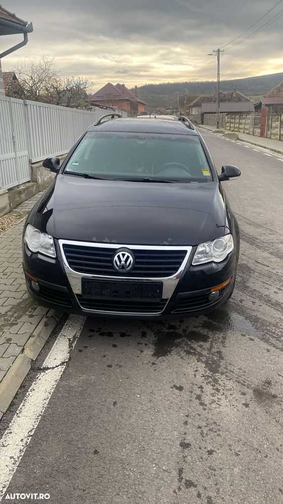 Volkswagen Passat Variant 2.0 TDI DPF DSG Highline - 1