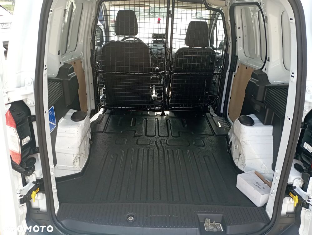 Ford Transit Courier Ambiente - 13