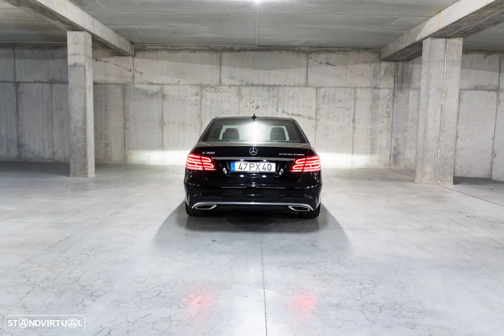 Mercedes-Benz E 300 BLUETEC Hybrid Avantgarde 107g - 11