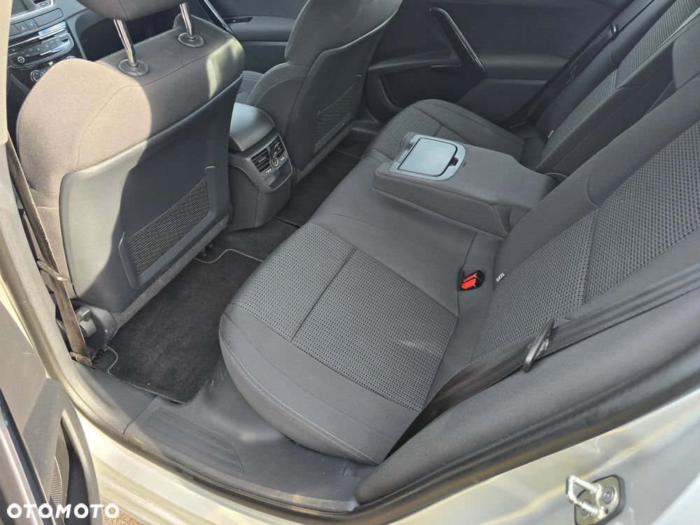 Peugeot 508 1.6 e-THP Active S&S - 11