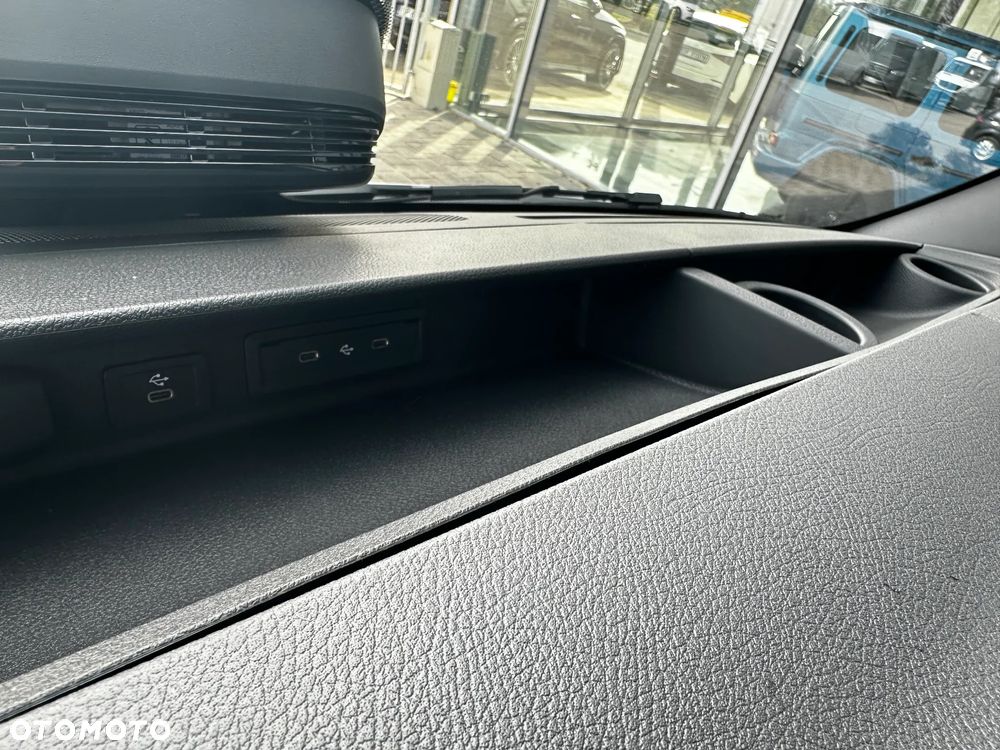 Mercedes-Benz Sprinter - 19