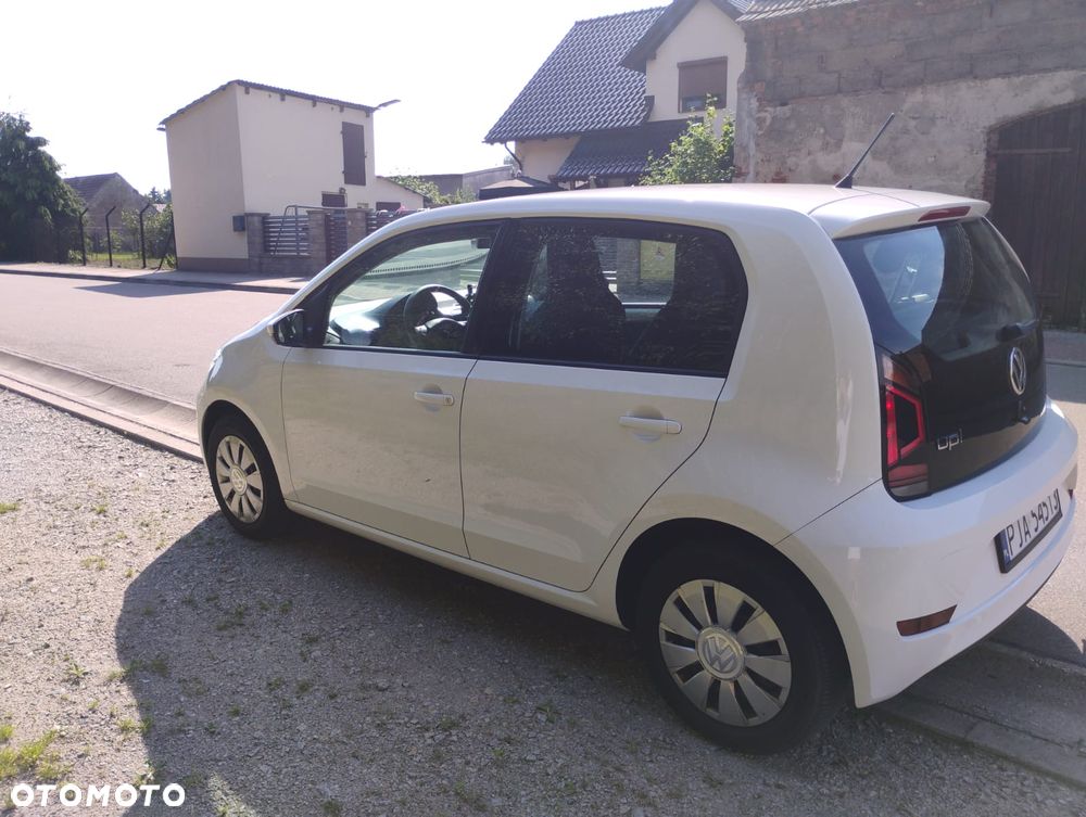 Volkswagen up! 1.0 high EU6 - 16