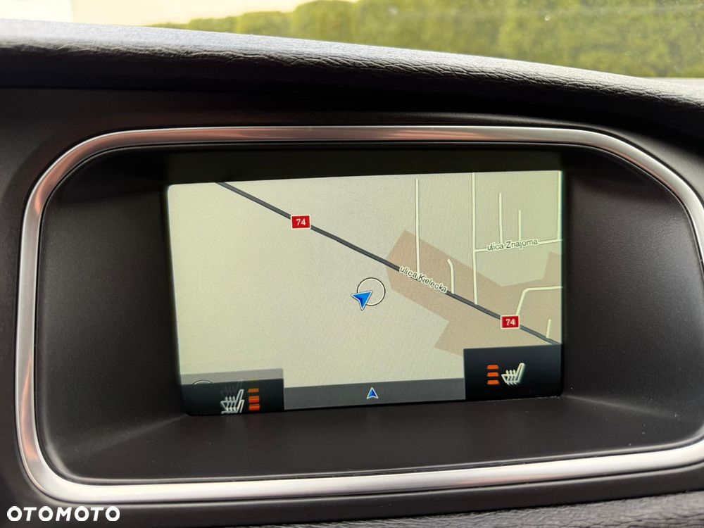 Volvo V40 D2 RDesign - 12