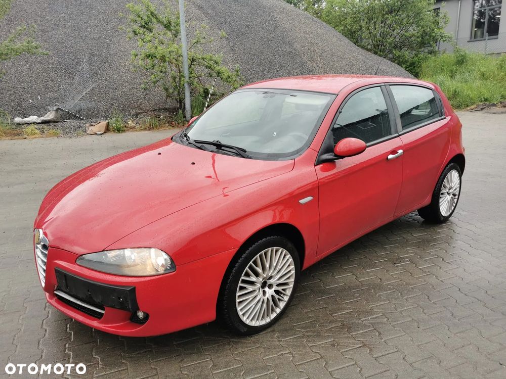 Alfa Romeo 147 1.9 JTDM 8V - 34