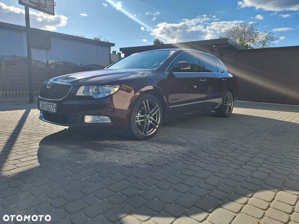 Skoda Superb 2.0 TDI DSG Ambition - 11