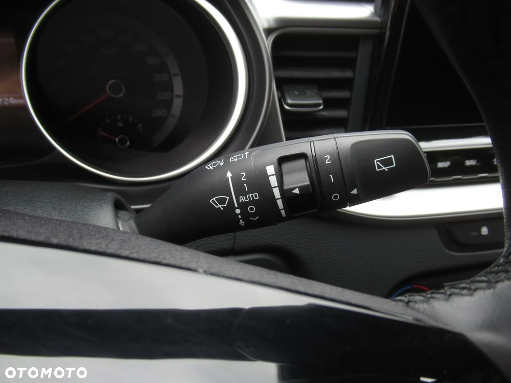 Kia Ceed 1.5 T-GDI M - 15