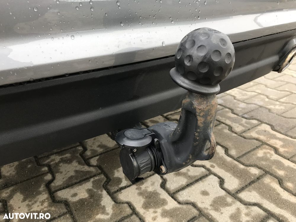 Audi A6 2.0 TDI Ultra DPF S tronic - 34