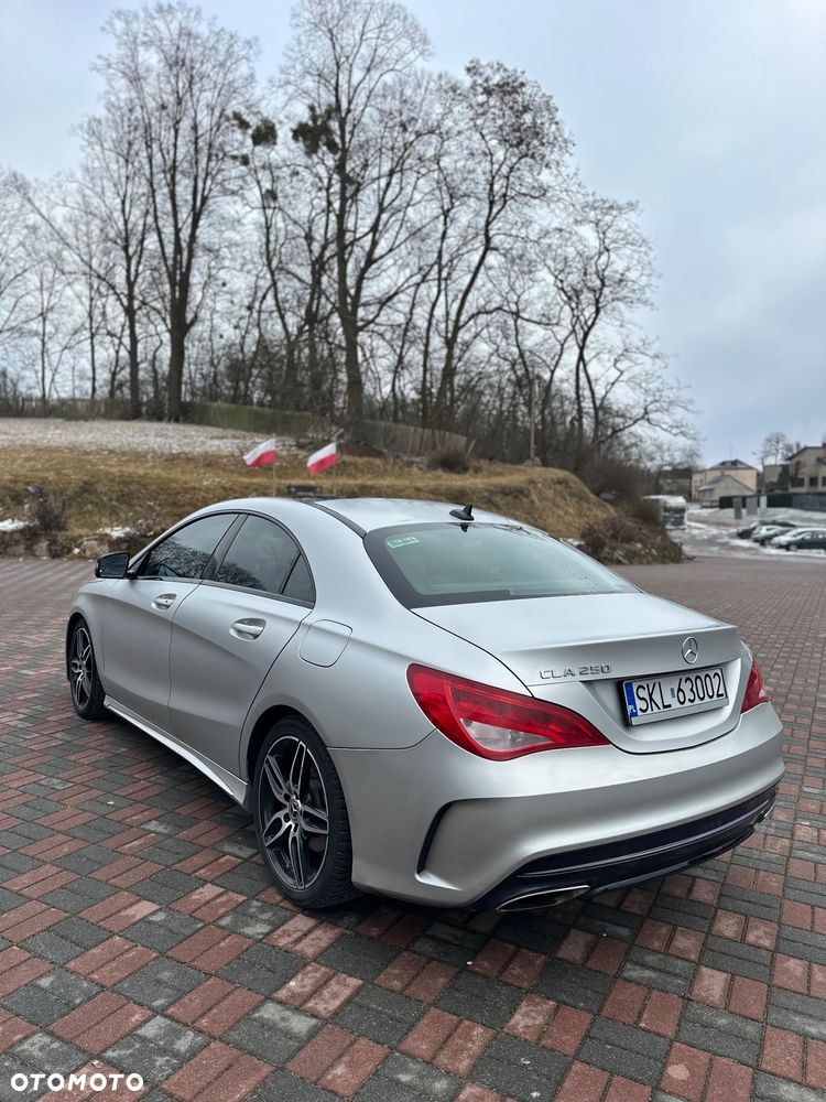 Mercedes-Benz CLA - 21