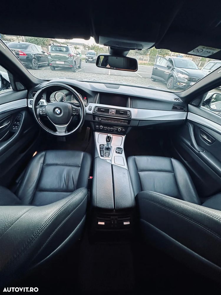 BMW Seria 5 520d xDrive Touring Aut. Luxury Line - 13
