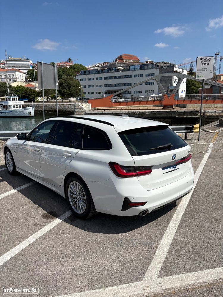 BMW 320 e Auto - 4