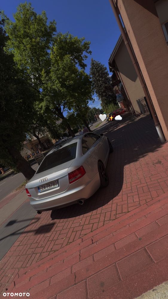 Audi A6 Limousine 2.4 - 8