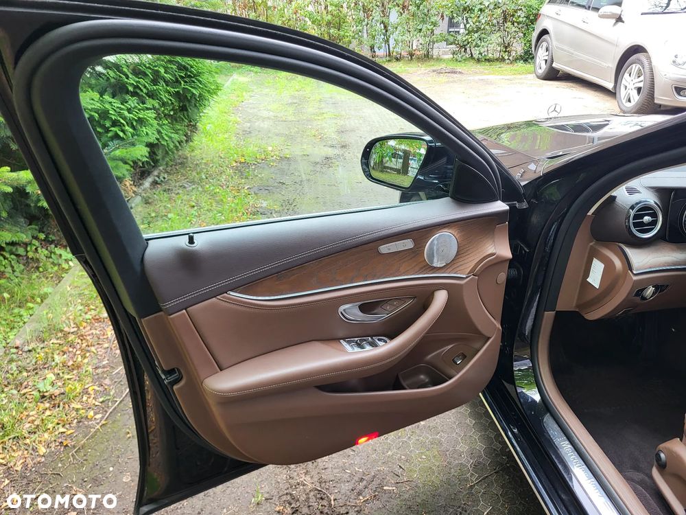 Mercedes-Benz Klasa E 200 Exclusive - 13