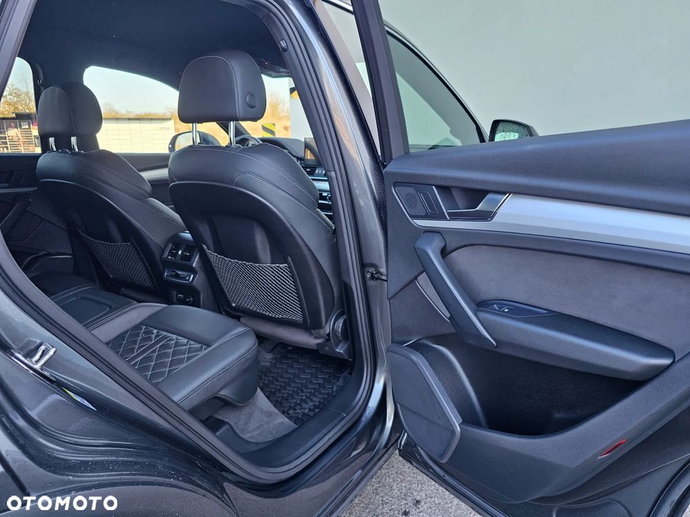 Audi Q5 55 TFSI e Quattro S Line S tronic - 11