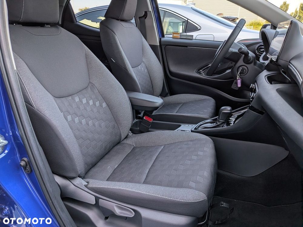 Toyota Yaris Hybrid 1.5 Style - 27