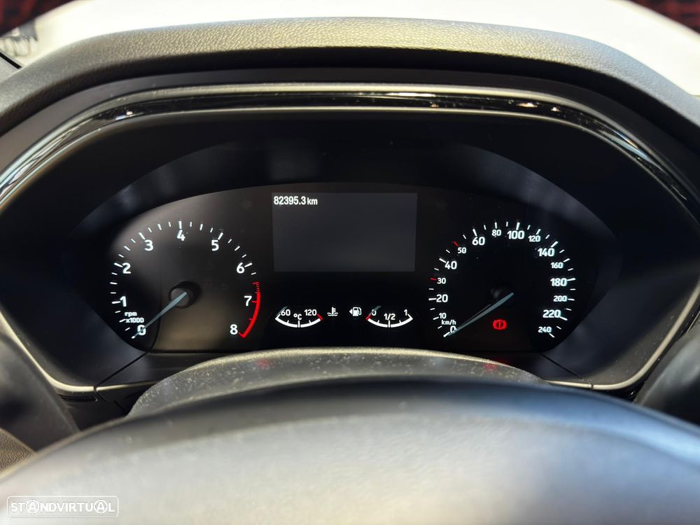 Ford Focus 1.0 EcoBoost MHEV ST-Line - 22