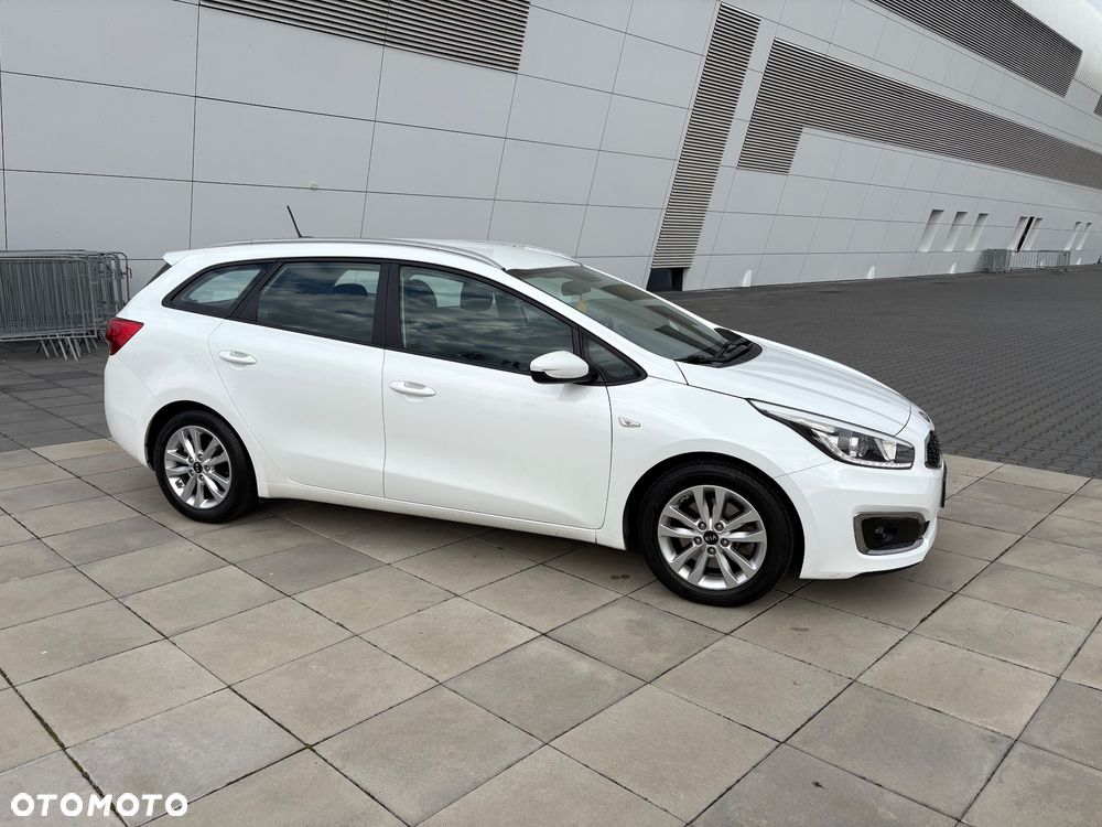 Kia Ceed - 3
