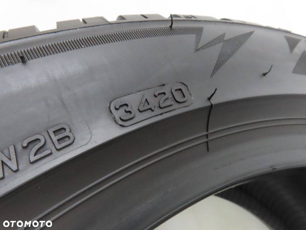 235/45R18 OPONA ZIMOWA Bridgestone Blizzak LM005 98V XL - 2