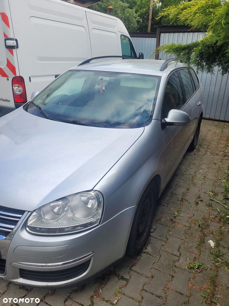 Volkswagen Golf 1.9 TDI 4Motion DPF Comfortline - 3