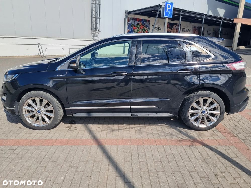 Ford Edge - 10