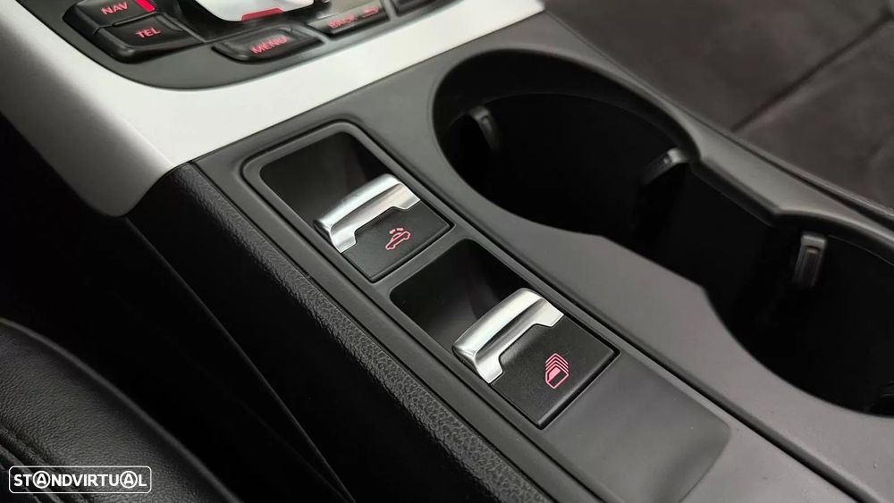 Audi A5 Cabrio 2.0 TDi S-line - 26