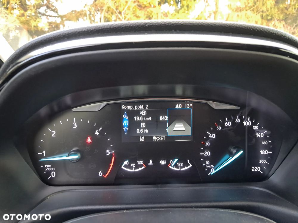 Ford Fiesta 1.5 TDCi S&S TITANIUM - 18