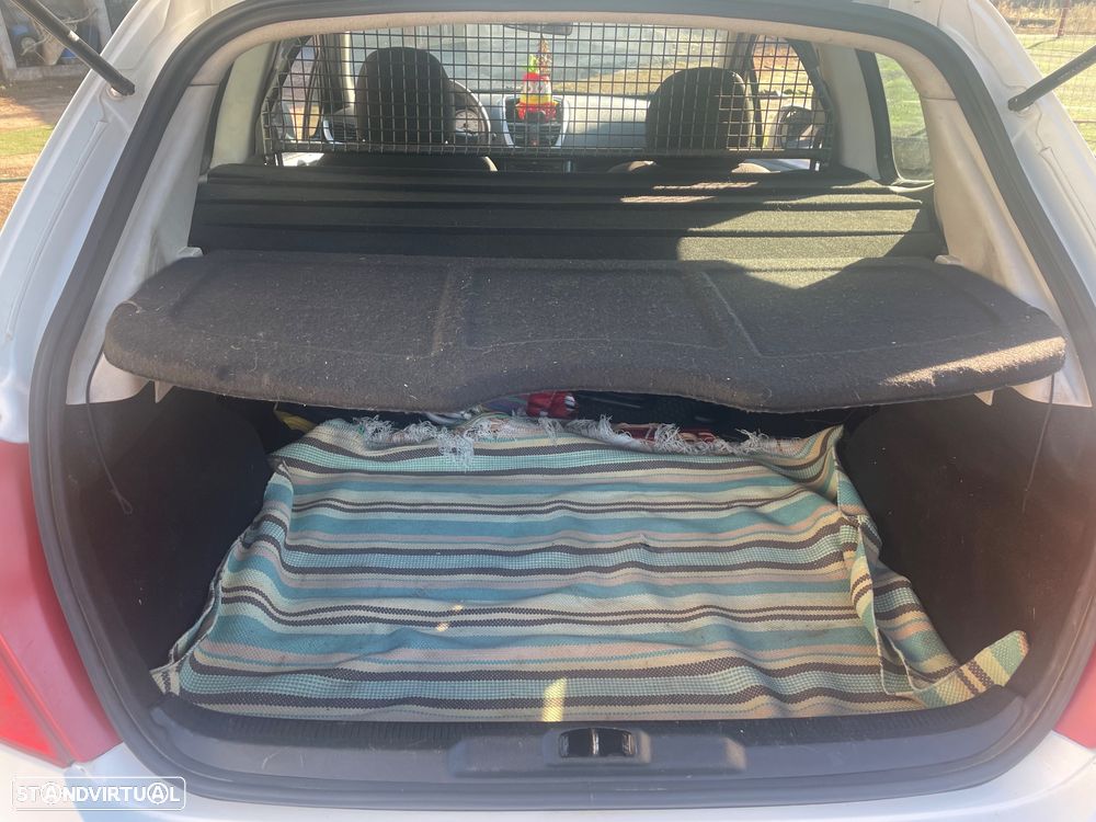 Peugeot 207 1.4 HDi Urban - 8