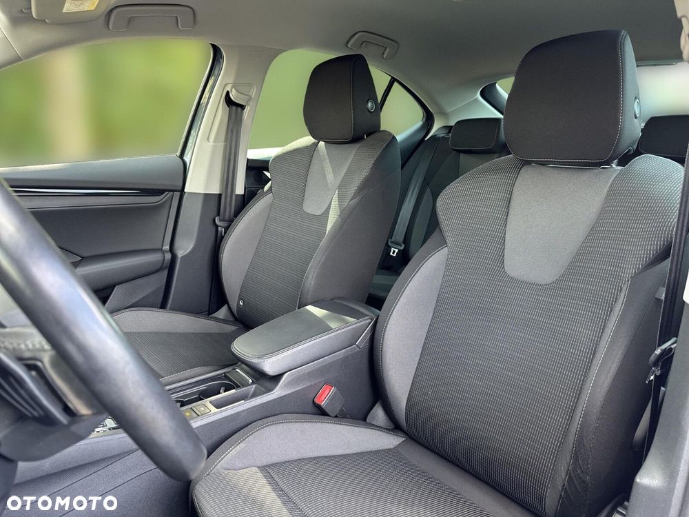 Skoda Octavia 2.0 TDI Ambition DSG - 11