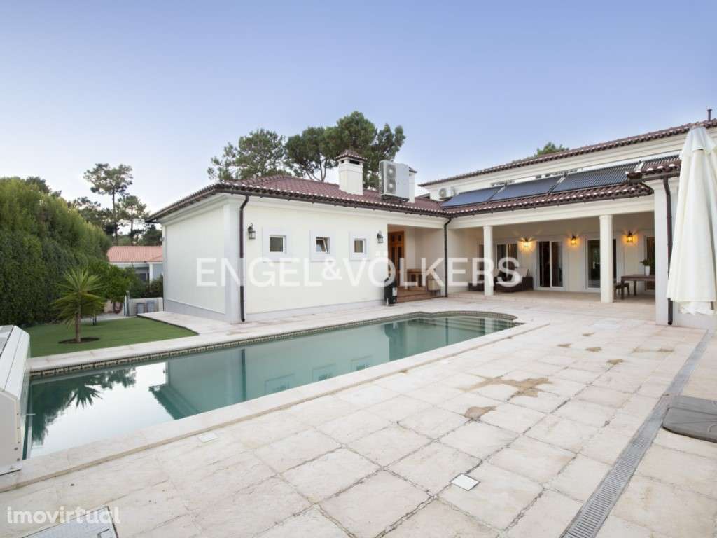 Moradia T5 de luxo na Herdade da Aroeira - Grande imagem: 2/44