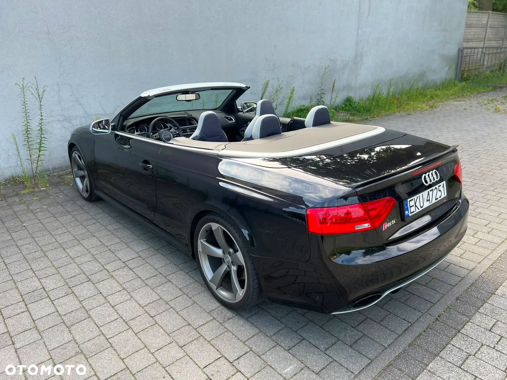 Audi RS5 Cabrio - 6