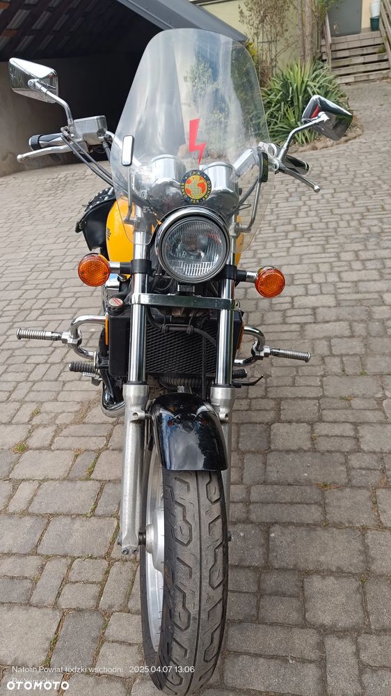 Honda VF - 7