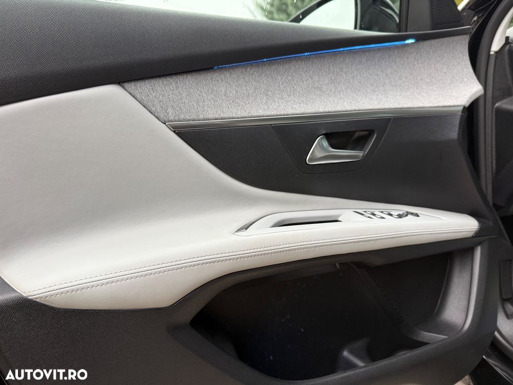 Peugeot 3008 PureTech 130 Stop & Start GPF EAT8 GT - 14