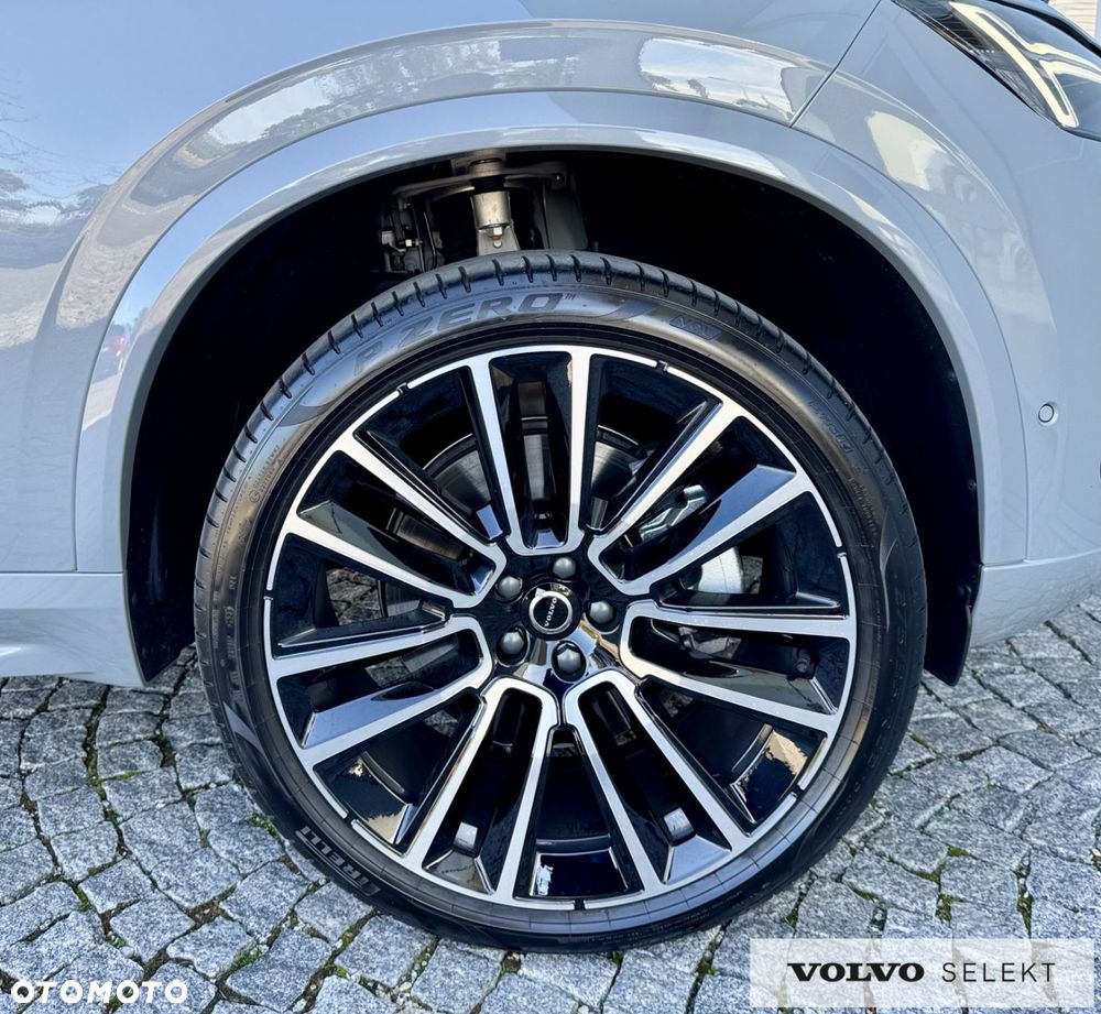 Volvo XC 90 - 30