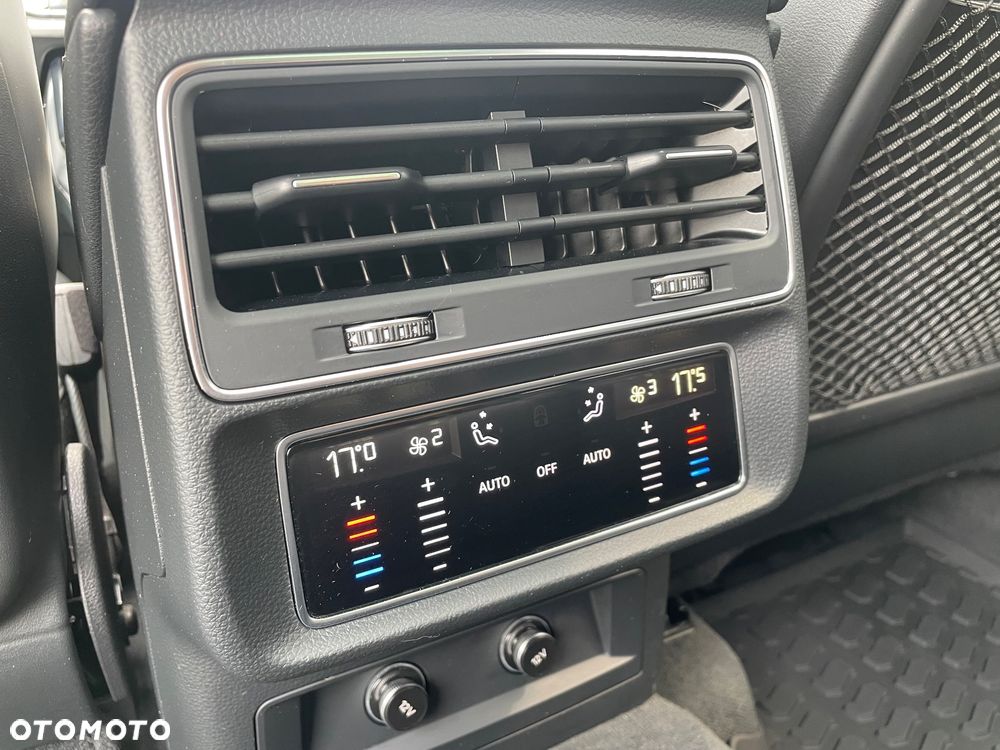 Audi Q7 55 TFSI mHEV Quattro S Line Tiptr - 29