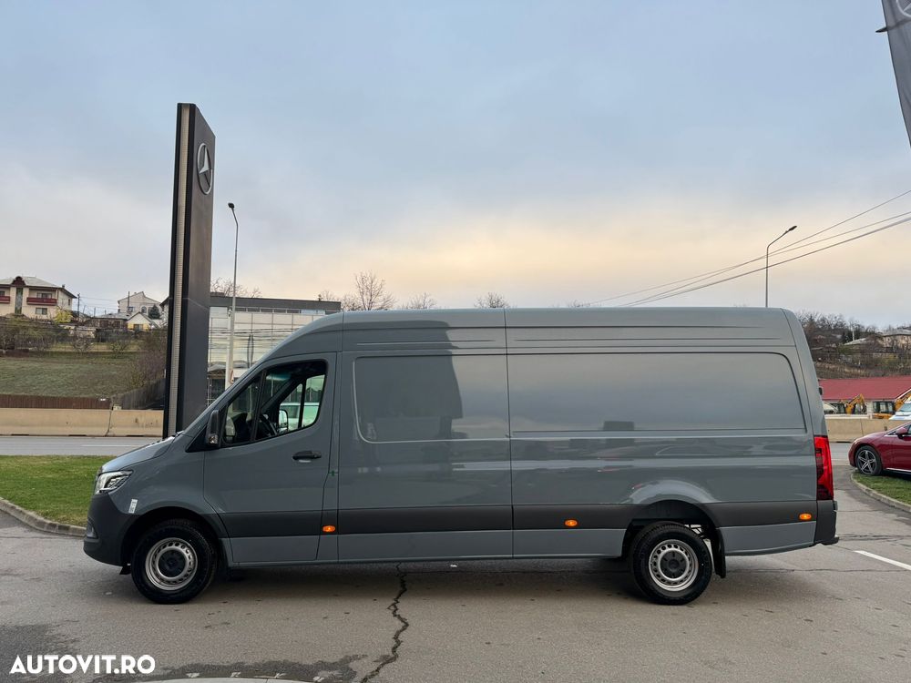 Mercedes-Benz Sprinter 317 CDI Furgon Lung PRO - 3