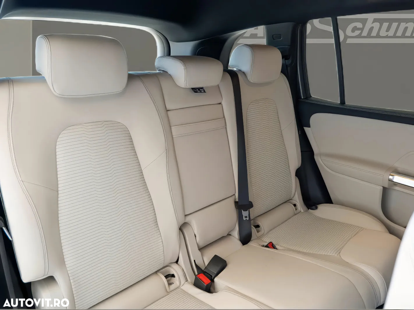 Mercedes-Benz EQB 300 4Matic AMG Line - 11