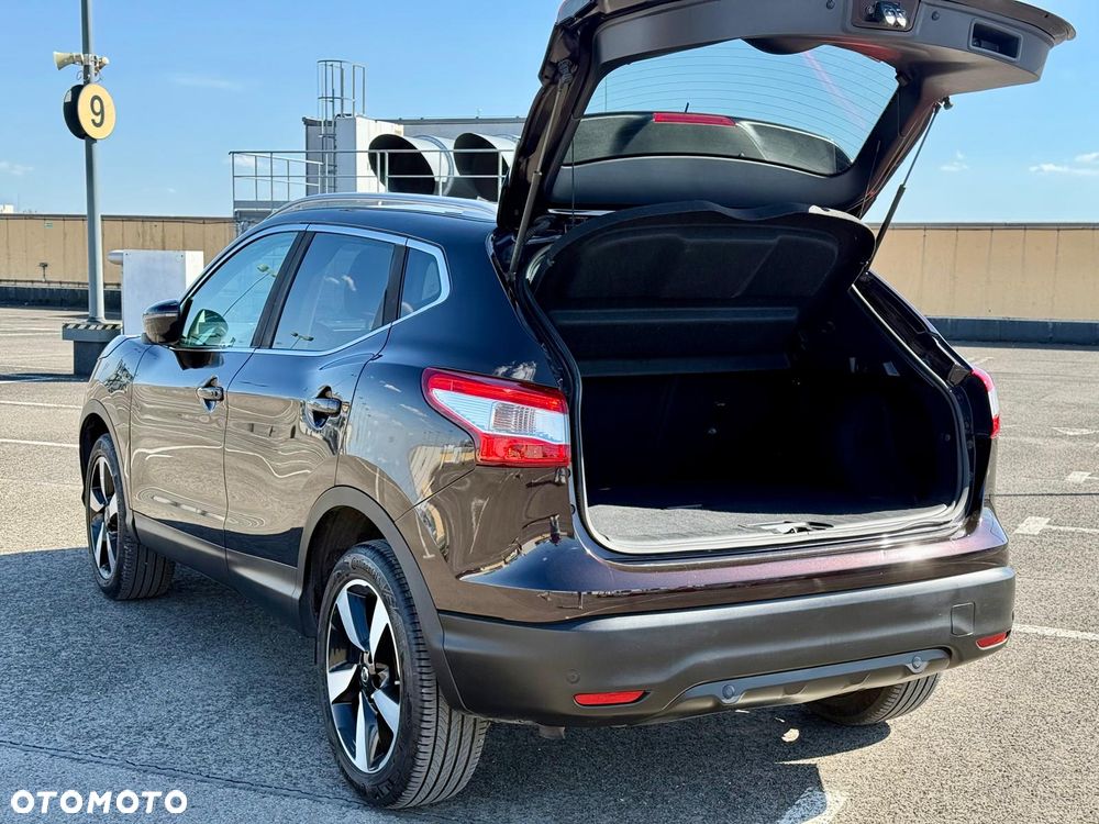 Nissan Qashqai 1.2 DIG-T N-Connecta EU6 - 6